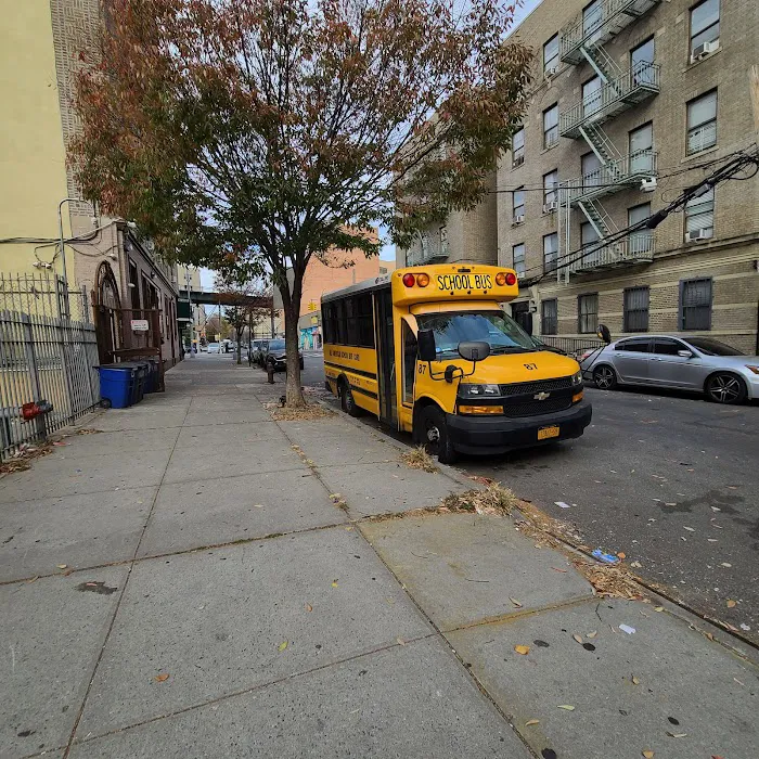 Dawson Playground Picture 4