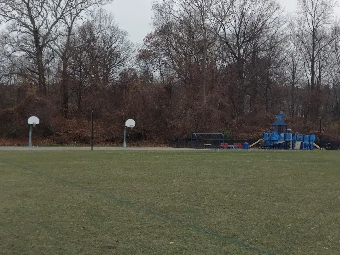 Parkway Oval Park Picture 6