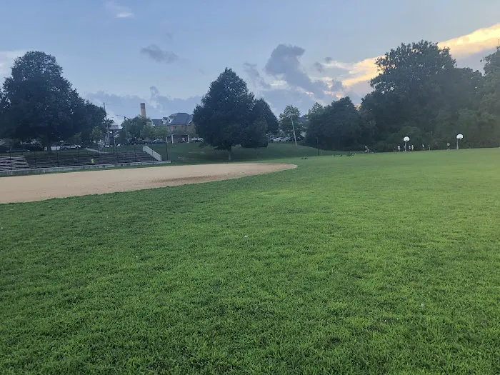 Parkway Oval Park Picture 9