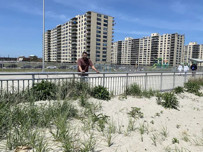 Rockaway Beach Boardwalk Picture 9
