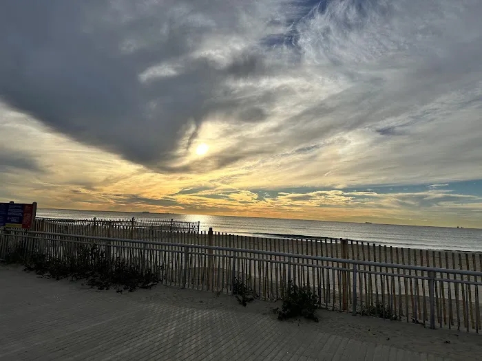 Rockaway Beach Boardwalk Picture 7