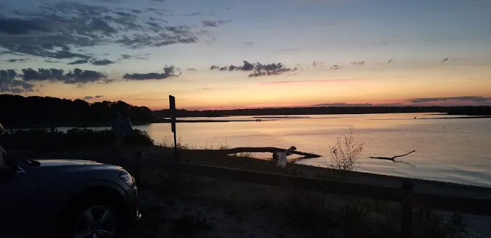Fresh Pond Park, Amagansett Picture 9