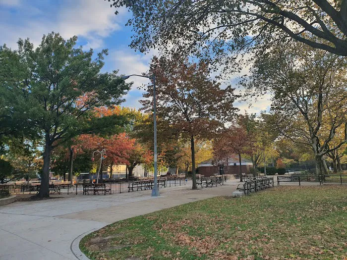 Juniper Valley Park Picture 2