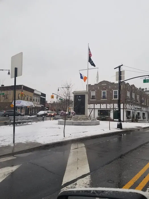 Glendale Veterans Triangle Picture 6