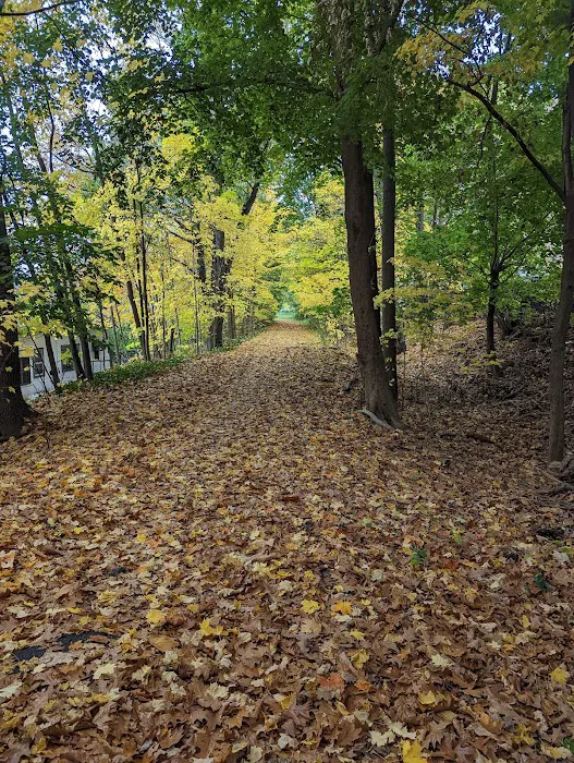 Old Croton Aqueduct Trailhead Picture 3