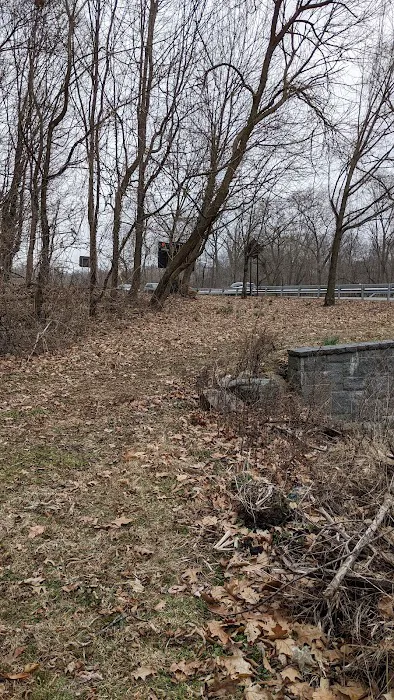 Crestwood Park Picture 7