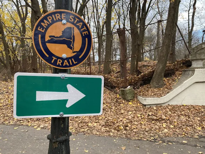 Old Putnam Trail Picture 4