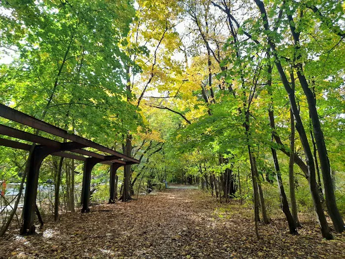 Old Putnam Trail Picture 2