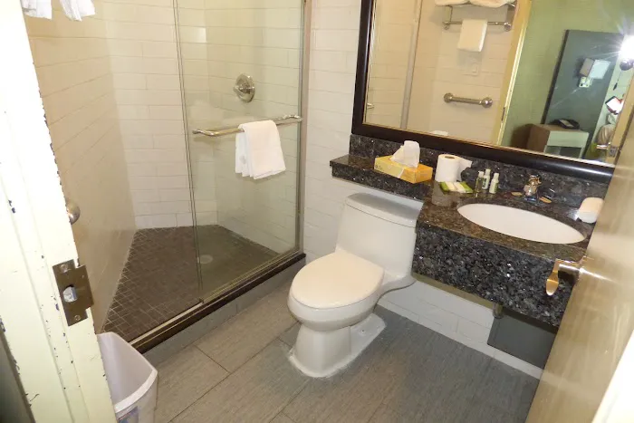 Jet Set Hotel Picture 2