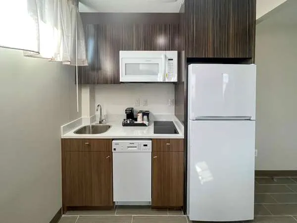 MainStay Suites Picture 2