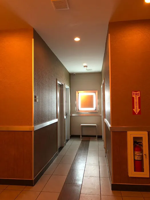Metro Hotel Picture 8