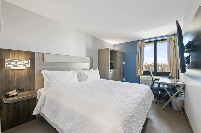 Holiday Inn Express & Suites Bronx - Nyc by IHG Picture 2