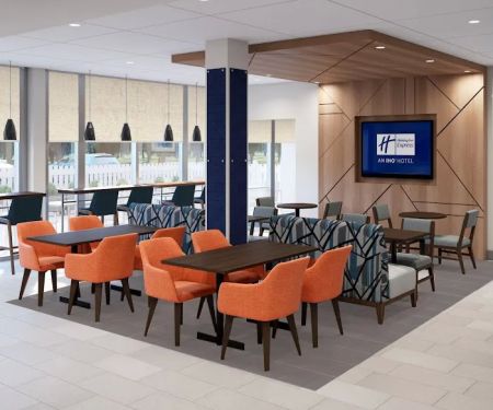 Holiday Inn Express & Suites Bronx - Nyc by IHG