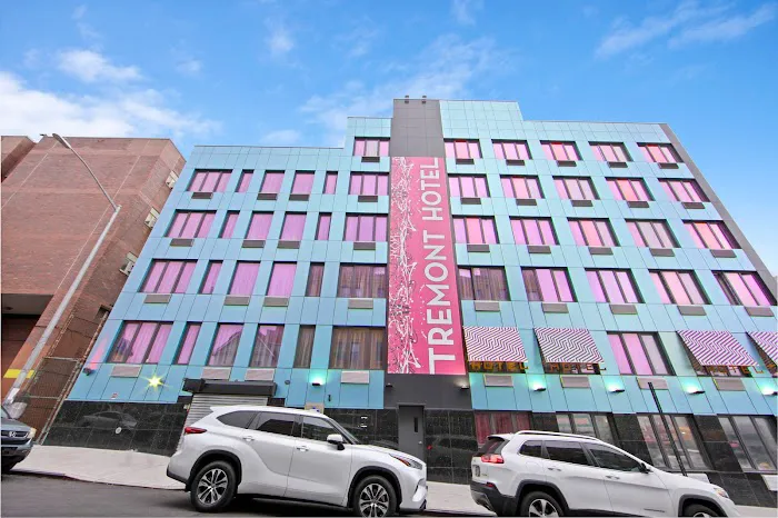 Tremont Hotel Bronx Picture 1