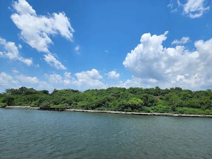 North Brother Island Picture 10