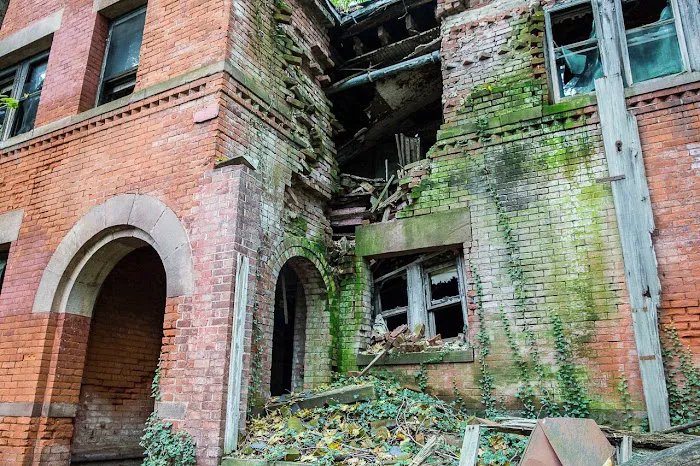 North Brother Island Picture 7