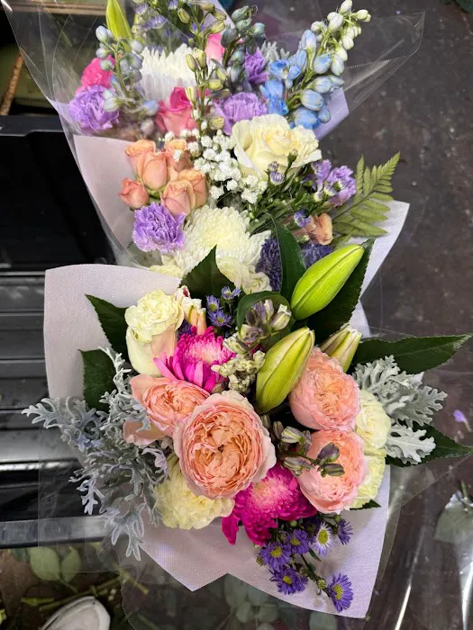 Garden fresh flowers Picture 3
