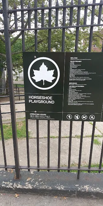 Horseshoe Playground Picture 5