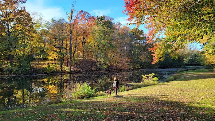 Carpenters Pond Park Picture 5