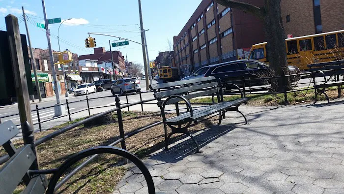 Veterans Plaza Picture 9