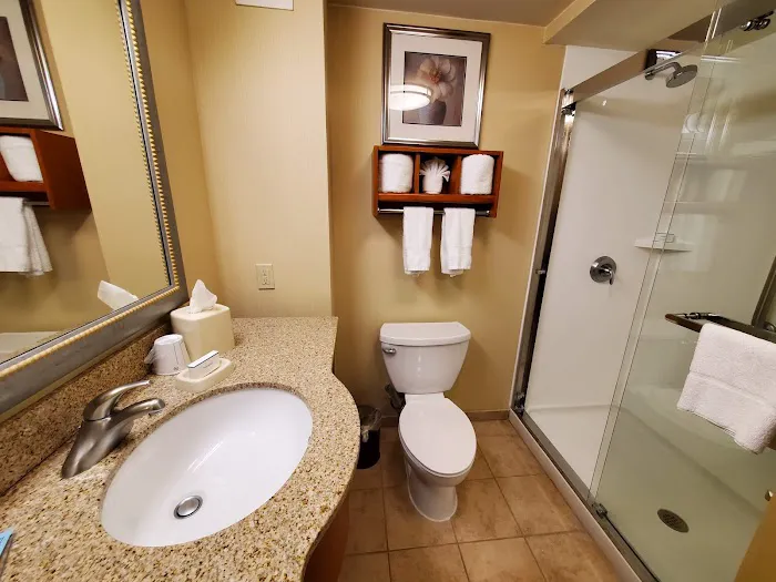 Hampton Inn New York - LaGuardia Airport Picture 1