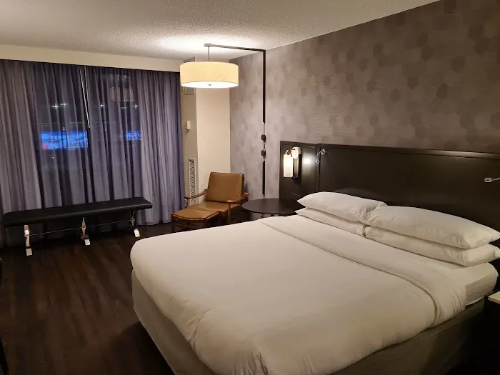 New York LaGuardia Airport Marriott Picture 1