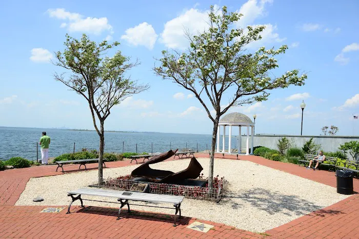 Tribute Park Picture 4