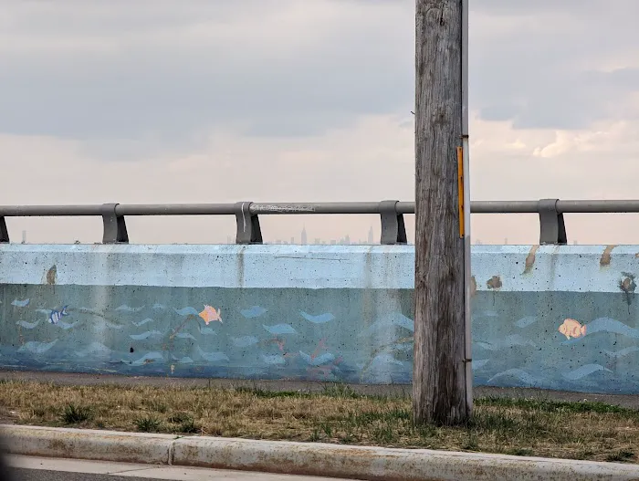 Beach Channel Park Picture 7