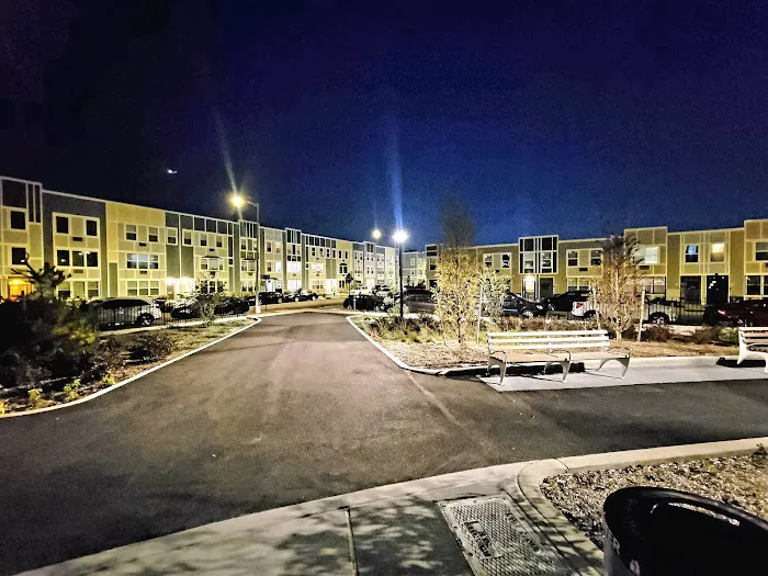 Gateway Estates Park Picture 4