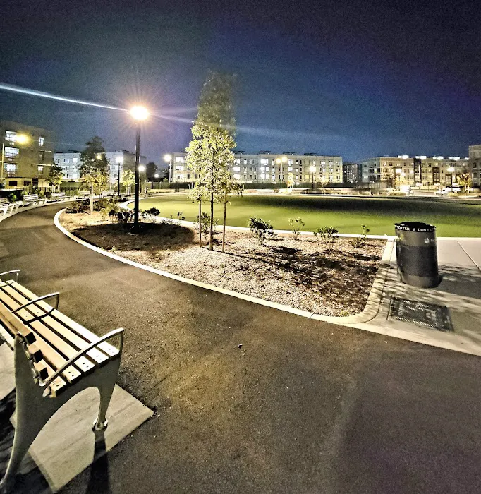 Gateway Estates Park Picture 7