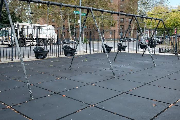 Jerome Playground Picture 4