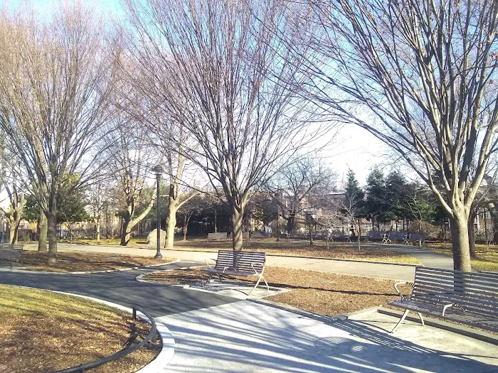 Queens Vietnam Veterans Memorial Picture 4