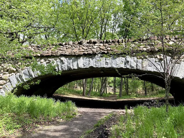 Highland Park Picture 8