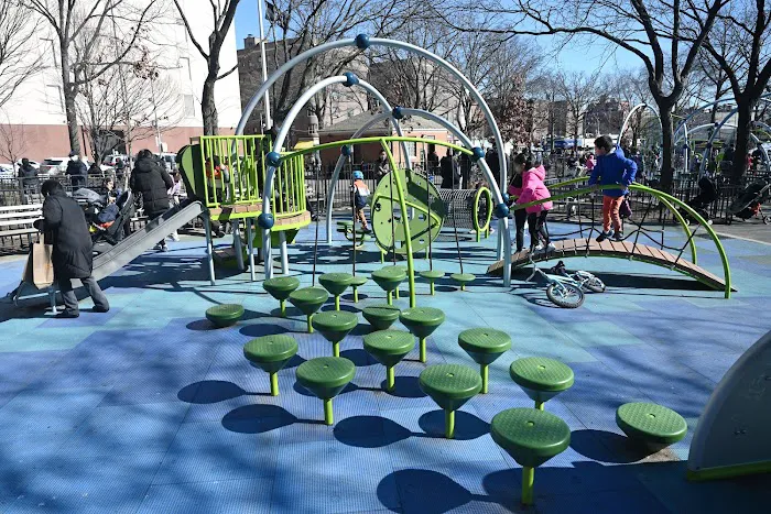 Moore Homestead Playground Picture 10