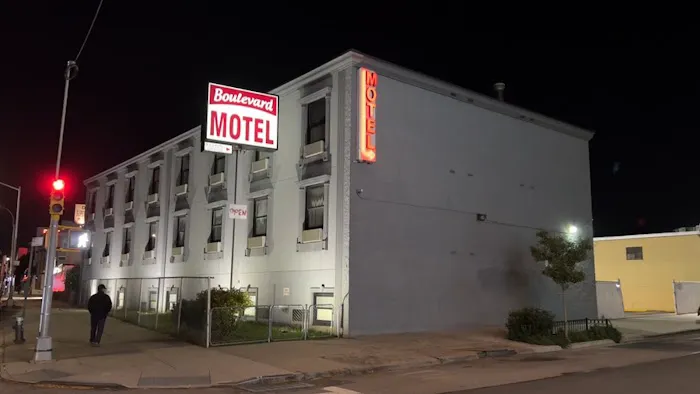 Boulevard Motor Inn Picture 4