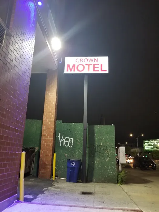Crown Motor Inn Picture 3