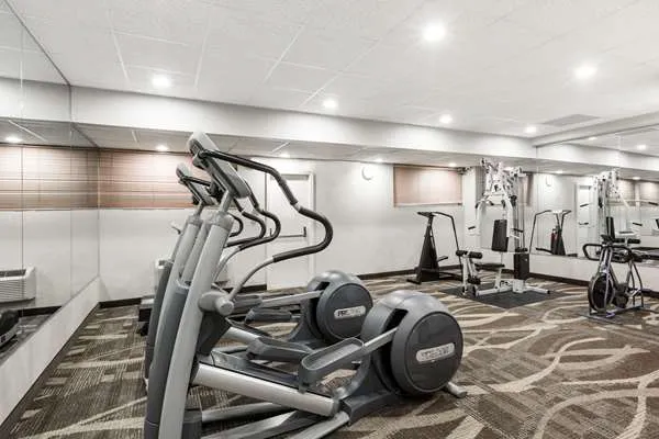 Hilltop Inn & Suites (Prev. RAMADA) Picture 9