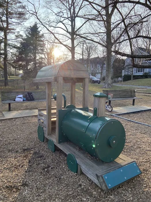 Davis Park Picture 8
