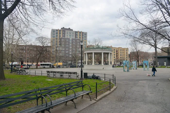 Poe Park Picture 4