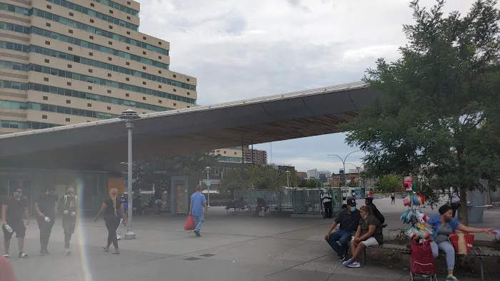 Fordham Plaza Picture 6