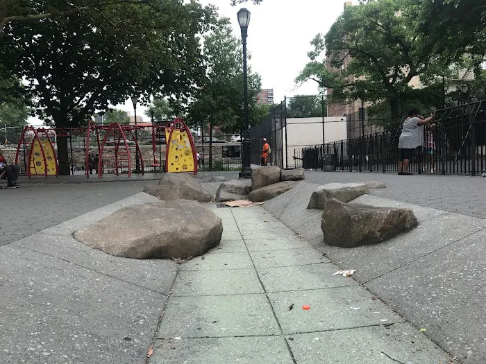 Webster Playground Picture 5