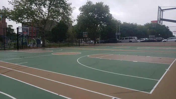 Admiral Farragut Playground Picture 4