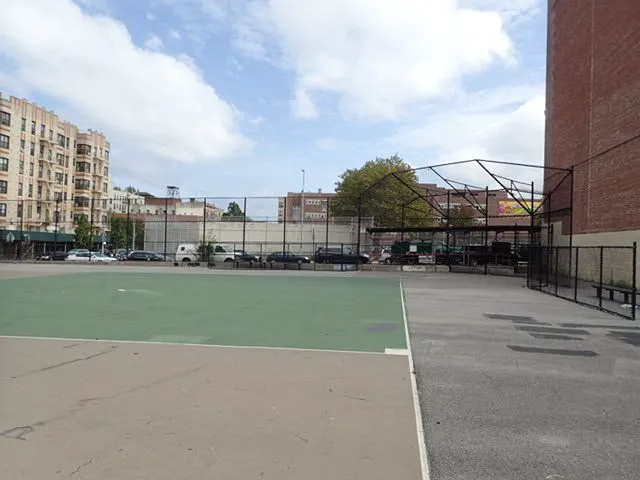 Admiral Farragut Playground Picture 6