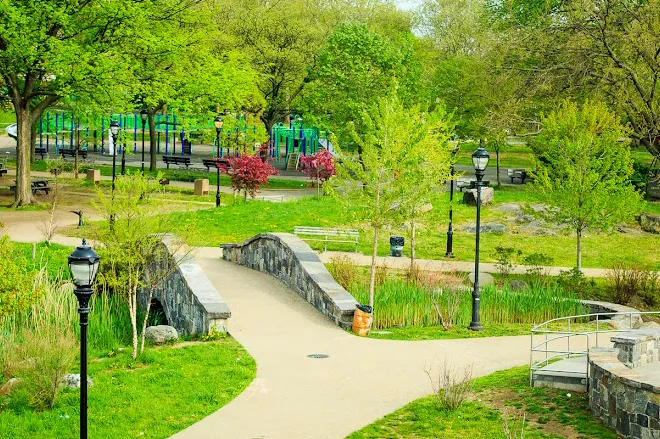 Crotona Park Picture 6