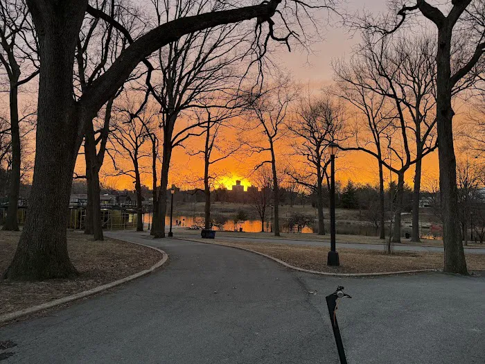 Crotona Park Picture 4