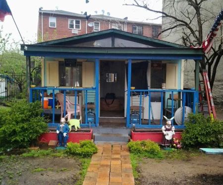 Latinos Unidos Garden.