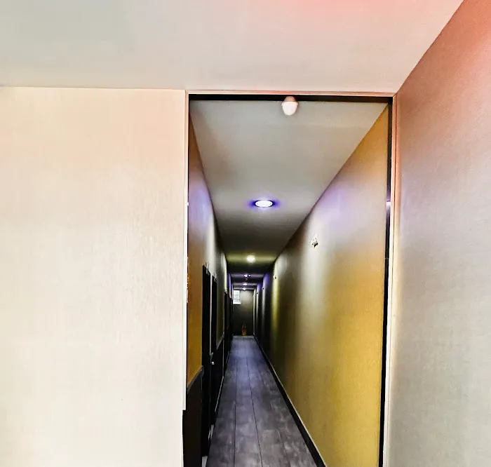 Friendly Suites Picture 5