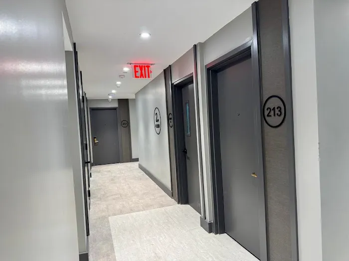 Rose Hotel, Bronx Picture 6