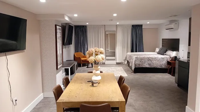 Rose Hotel, Bronx Picture 1