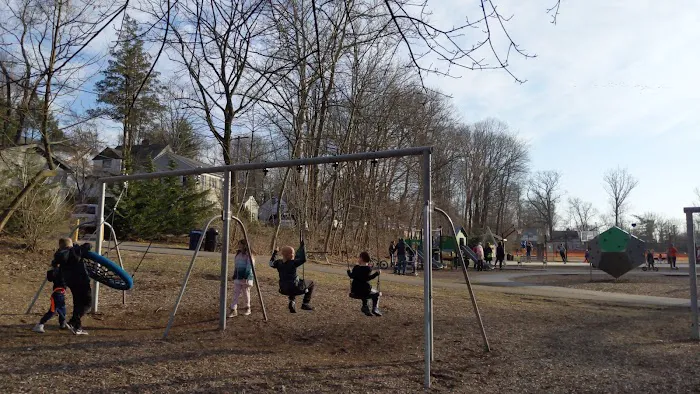Hyatt Park Picture 5